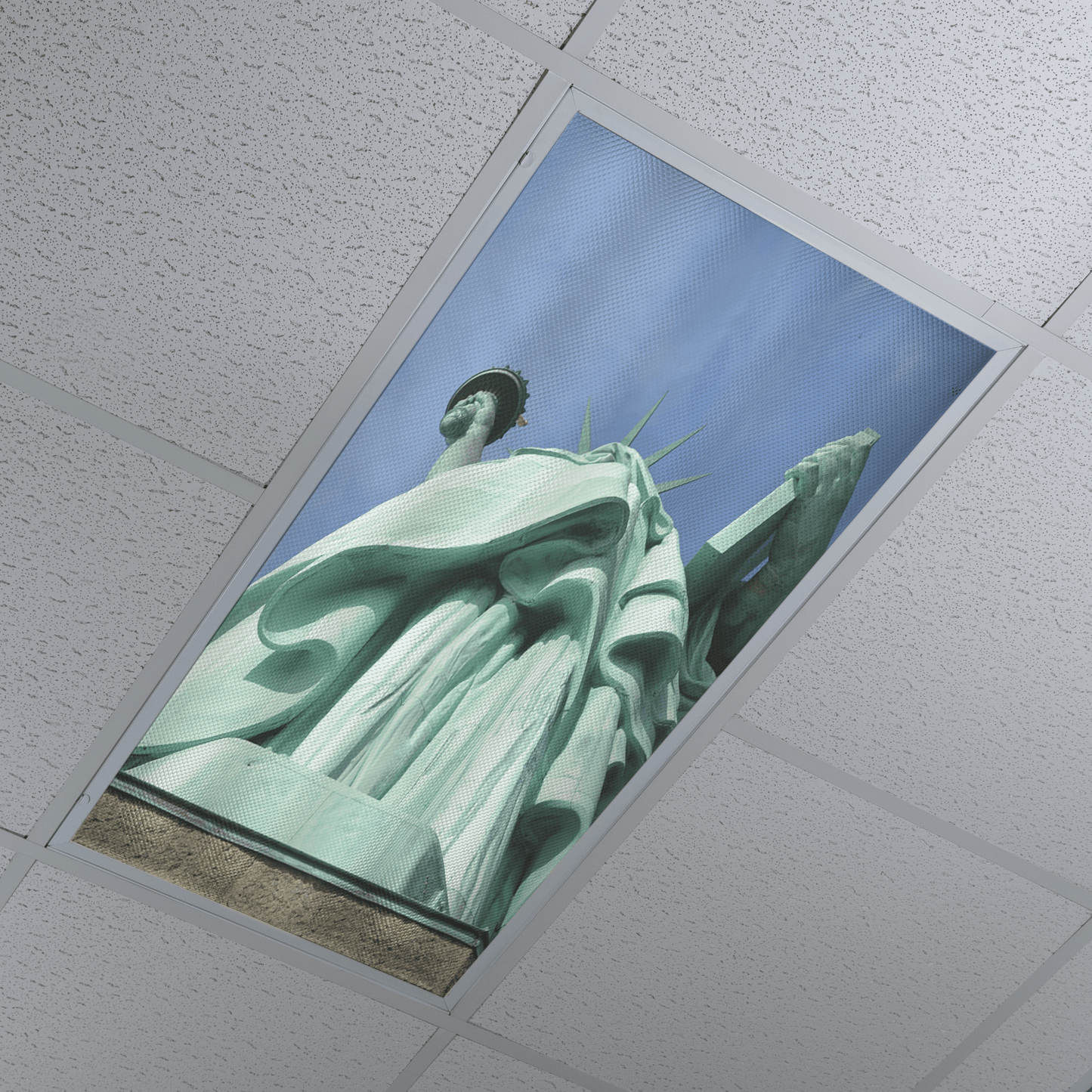 DesignScape - 2'x4' Lady Liberty - Apollo Design Made